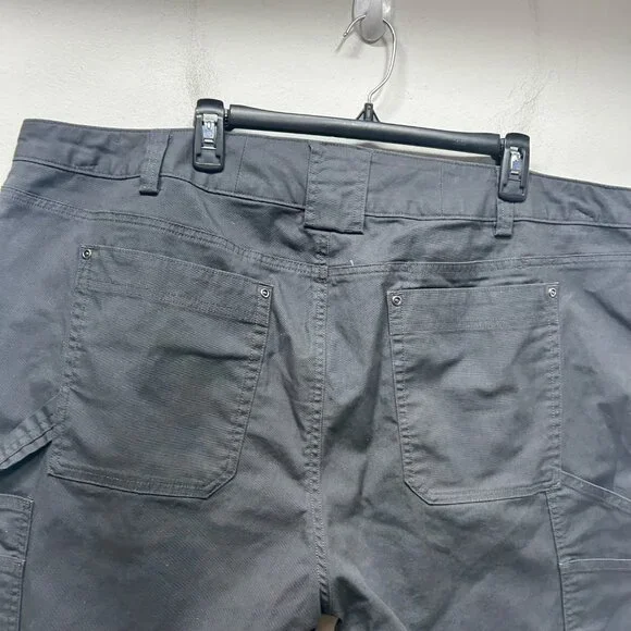 Duluth Trading Cargo Shorts 24W Gray Cotton Blend CurveSetter Waistband - Picture 6 of 9